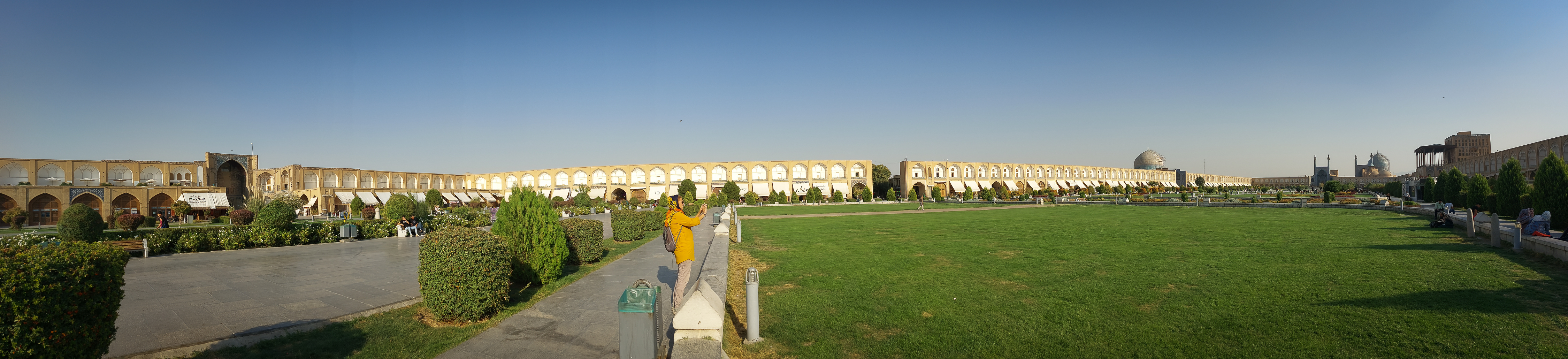 <span  class="uc_style_uc_tiles_grid_image_elementor_uc_items_attribute_title" style="color:#ffffff;">The mystique persian city of 'Isfahan' (you know it from the book and film 'Medicus')</span>