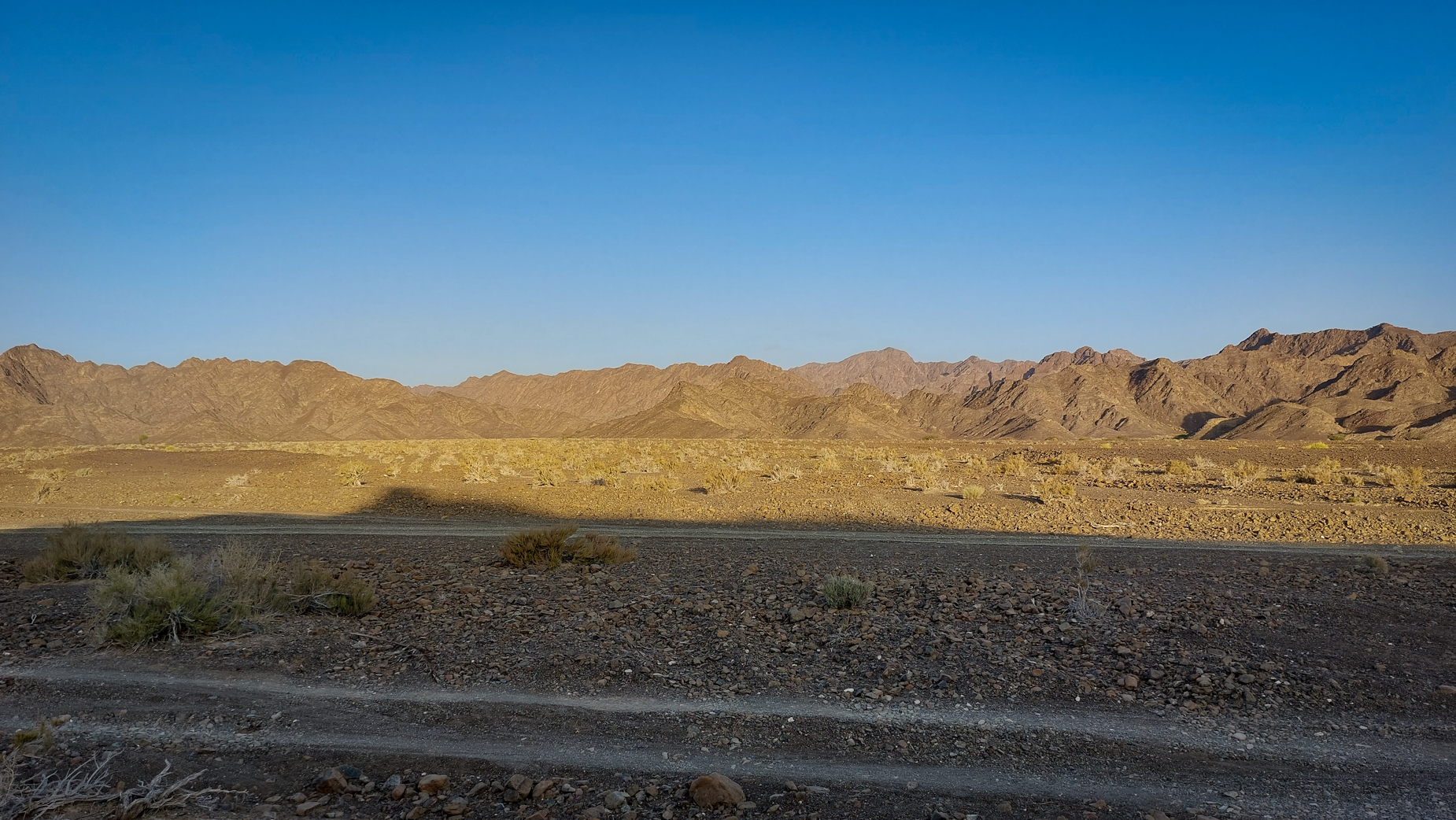 <span  class="uc_style_uc_tiles_grid_image_elementor_uc_items_attribute_title" style="color:#ffffff;">Also in Oman: great scenery</span>