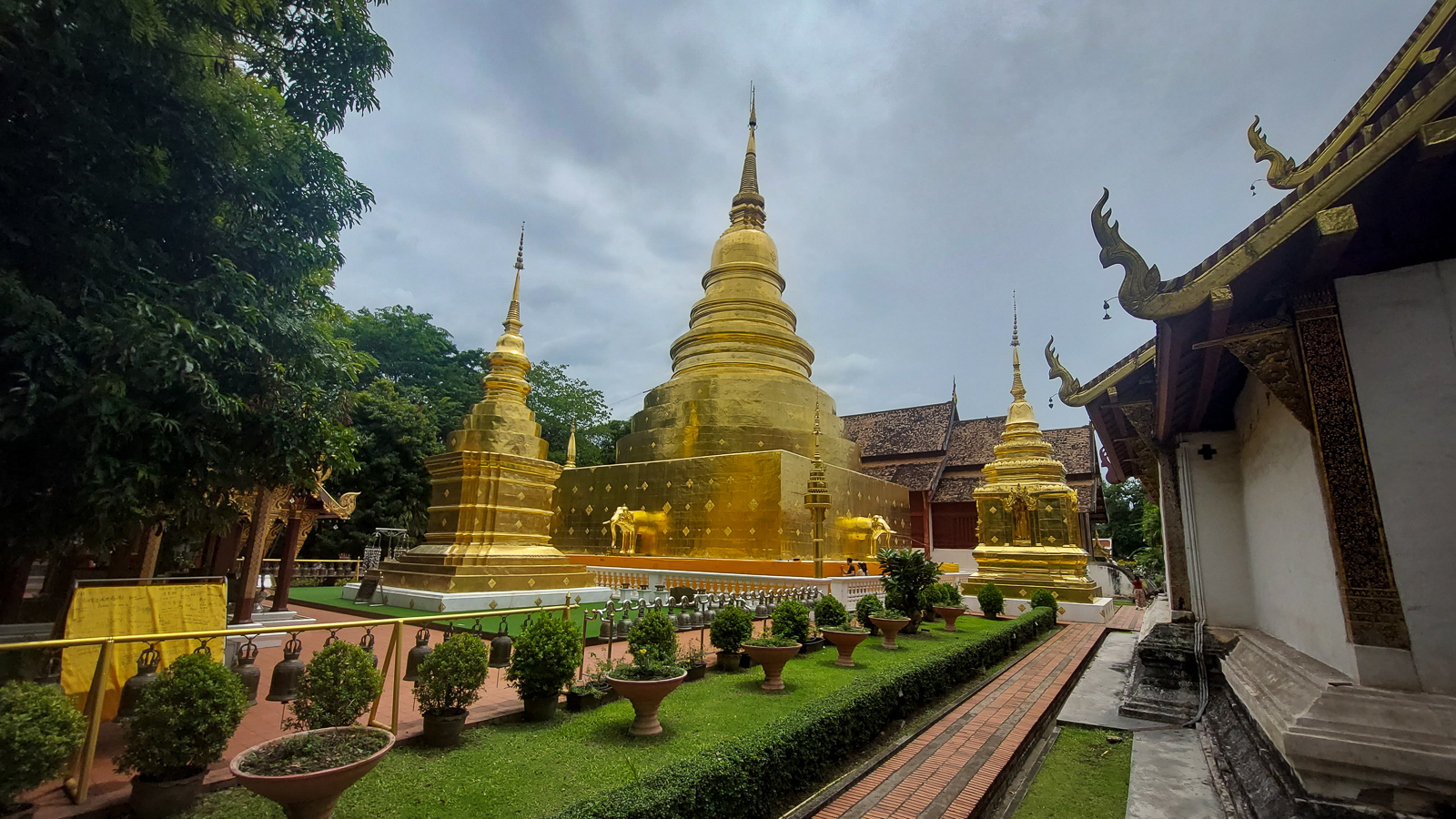 <span  class="uc_style_uc_tiles_grid_image_elementor_uc_items_attribute_title" style="color:#ffffff;">Chiang Mai (Thailand): the 4th time we are here. A bit like our second home</span>