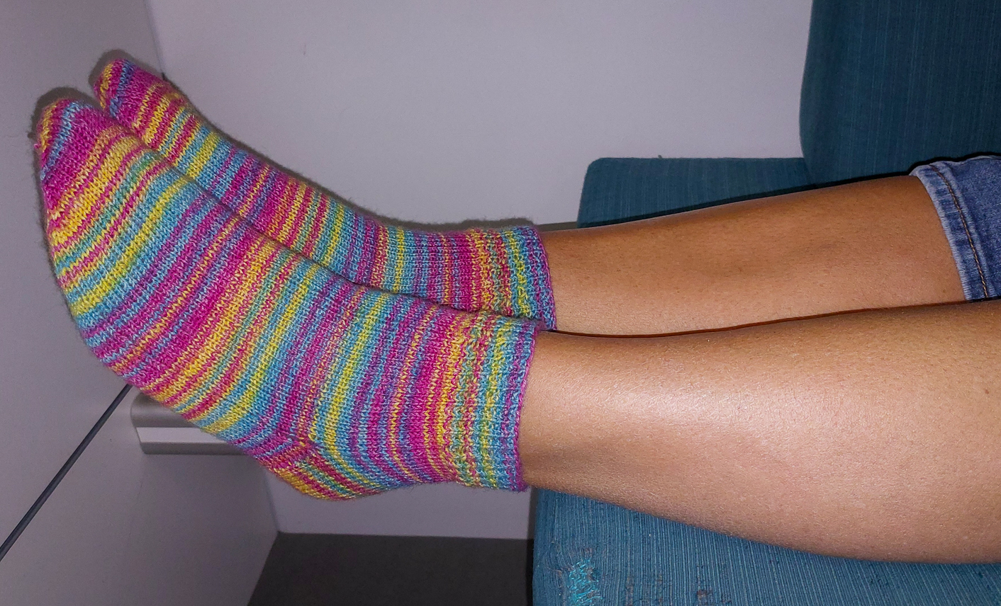 <span  class="uc_style_uc_tiles_grid_image_elementor_uc_items_attribute_title" style="color:#ffffff;">Heike got a new hobby: making us new warm socks, for cold desert nights</span>