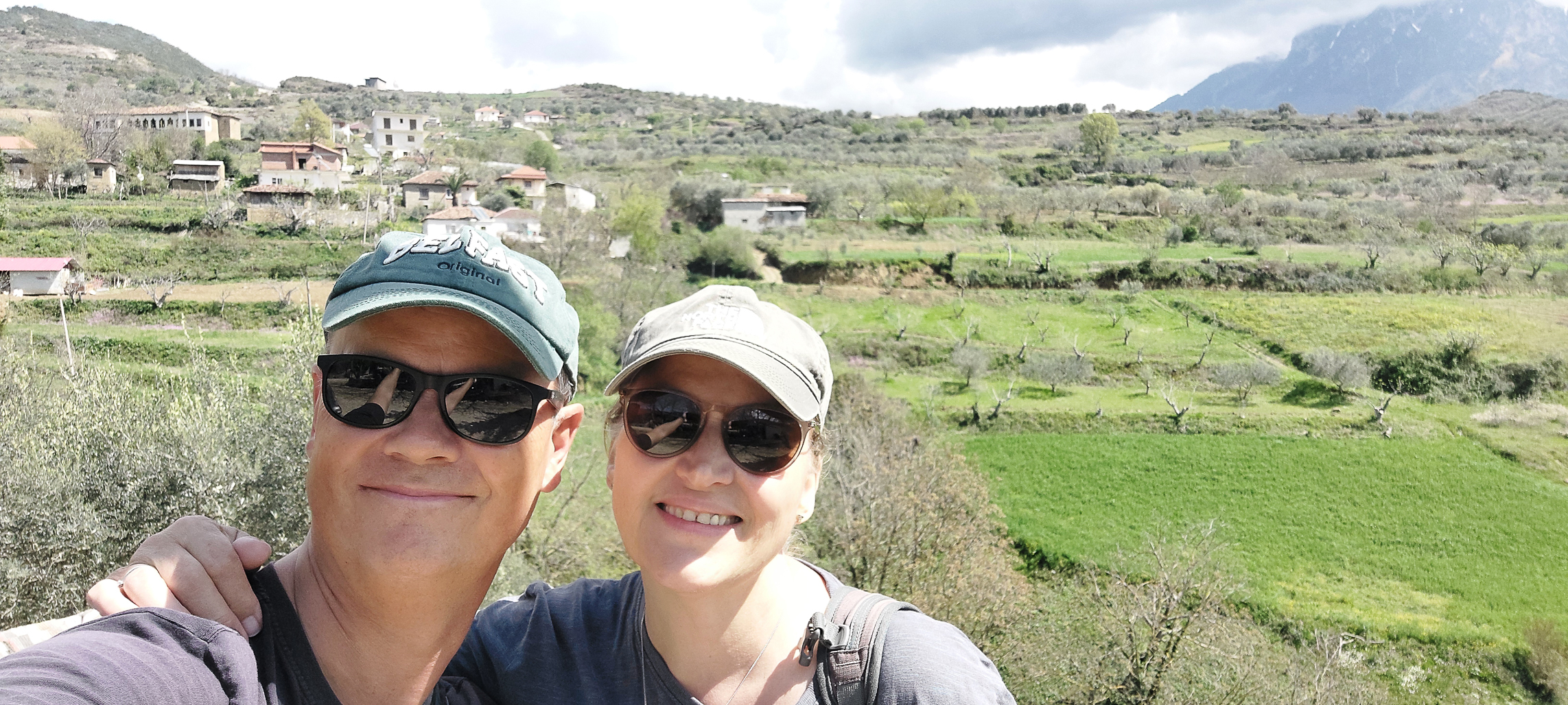 <span  class="uc_style_uc_tiles_grid_image_elementor_uc_items_attribute_title" style="color:#ffffff;">Albania has fantastic nature and landscape</span>