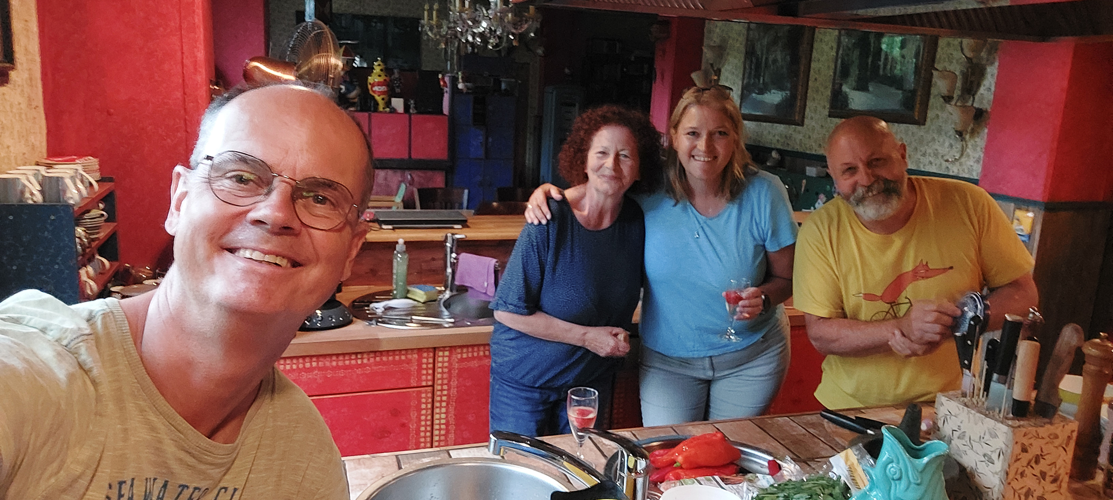 <span  class="uc_style_uc_tiles_grid_image_elementor_uc_items_attribute_title" style="color:#ffffff;">Ellwangen: some wonderfull days with Inge, Peter and family</span>