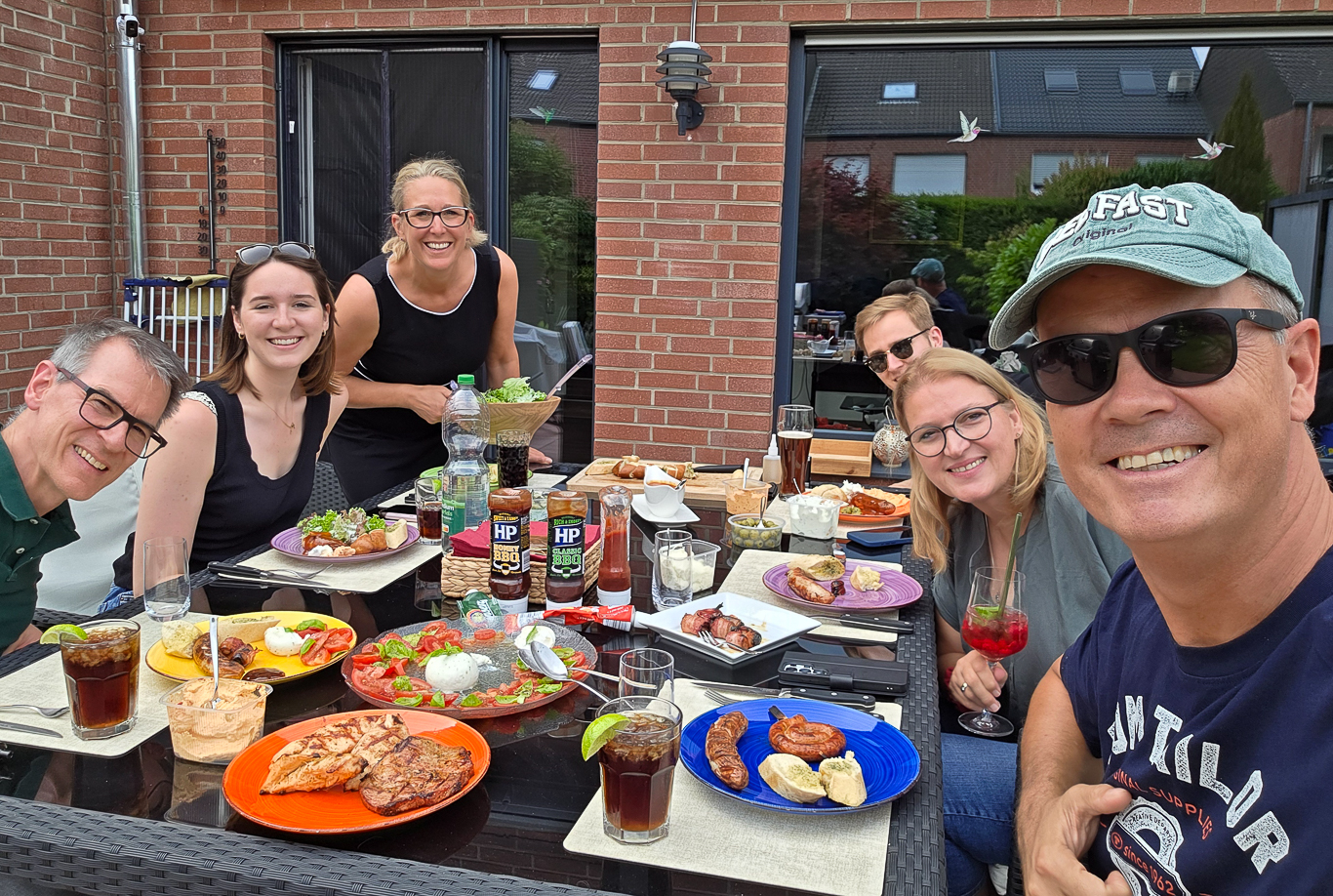 <span  class="uc_style_uc_tiles_grid_image_elementor_uc_items_attribute_title" style="color:#ffffff;">In Korchenbroich with "the Fornies" :-)</span>