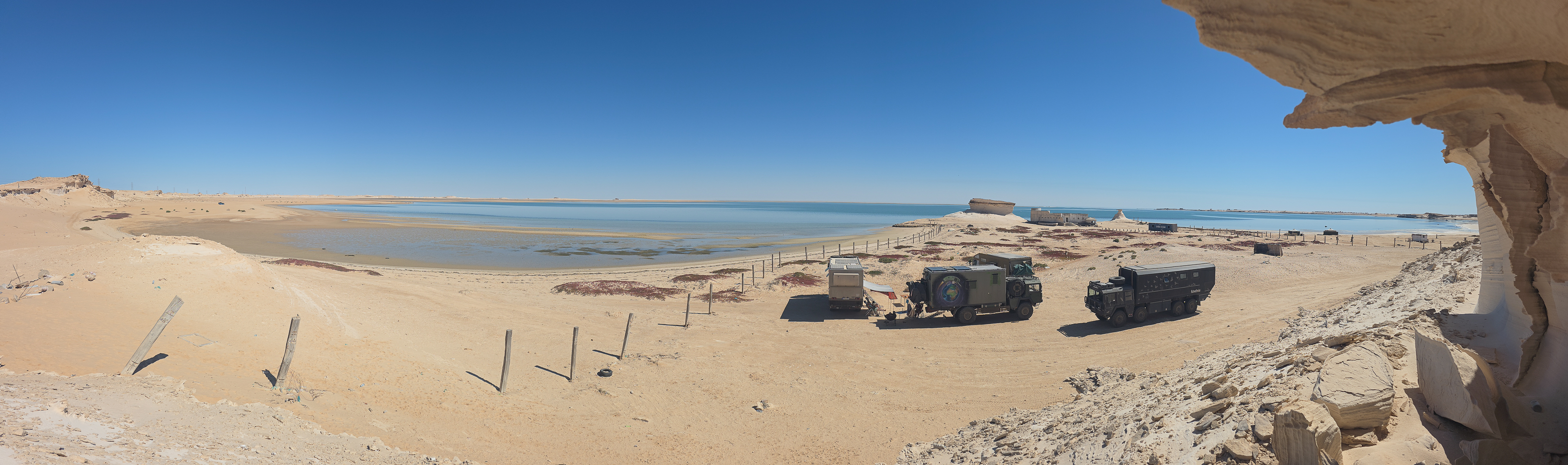 <span  class="uc_style_uc_tiles_grid_image_elementor_uc_items_attribute_title" style="color:#ffffff;">(outside of) Nouadhibou</span>