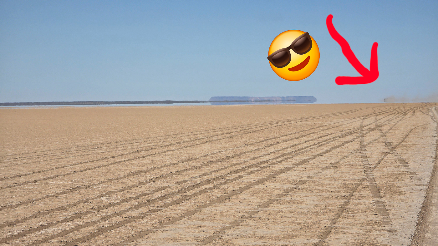 <span  class="uc_style_uc_tiles_grid_image_elementor_uc_items_attribute_title" style="color:#ffffff;">Somewhere in the dust there are the trucks</span>