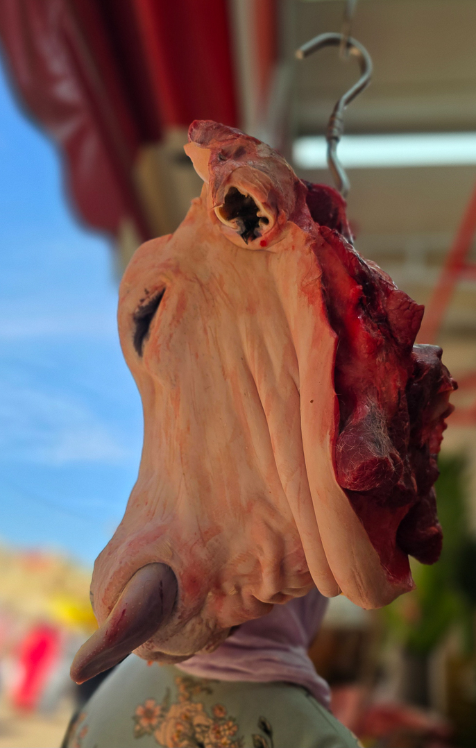 <span  class="uc_style_uc_tiles_grid_image_elementor_uc_items_attribute_title" style="color:#ffffff;">Markets (sourks): shopping meat = wild</span>