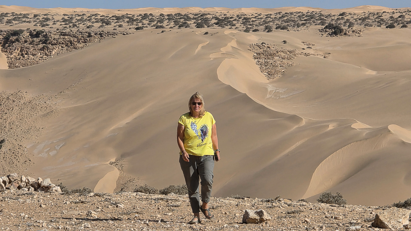 <span  class="uc_style_uc_tiles_grid_image_elementor_uc_items_attribute_title" style="color:#ffffff;">Heike on a walk</span>