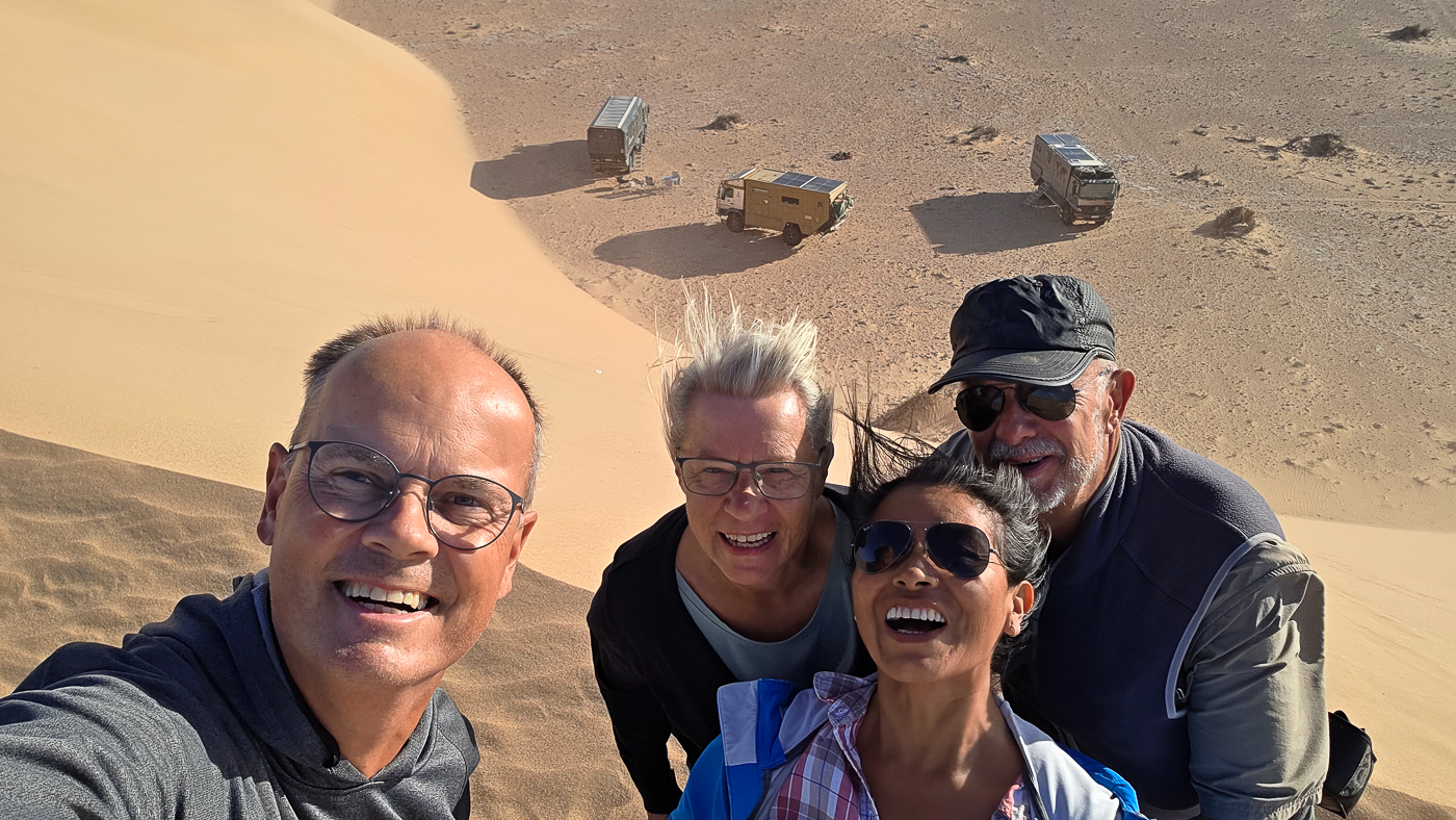 <span  class="uc_style_uc_tiles_grid_image_elementor_uc_items_attribute_title" style="color:#ffffff;">Wind + Sand = Sahara</span>