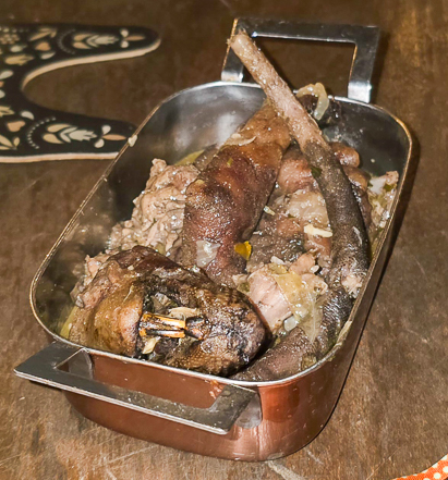 <span  class="uc_style_uc_tiles_grid_image_elementor_uc_items_attribute_title" style="color:#ffffff;">Urgs, we asked to get a rat prepared for dinner that got caught during a trip through the forrest - and they did it - no great smell!</span>