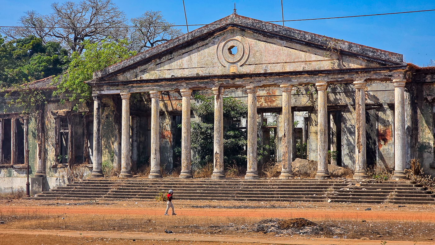 <span  class="uc_style_uc_tiles_grid_image_elementor_uc_items_attribute_title" style="color:#ffffff;">Bolama: The former capital of Guines-Bissau</span>