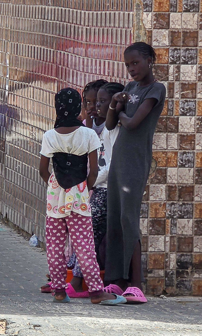 <span  class="uc_style_uc_tiles_grid_image_elementor_uc_items_attribute_title" style="color:#ffffff;">Cute Kids from West Africa</span>