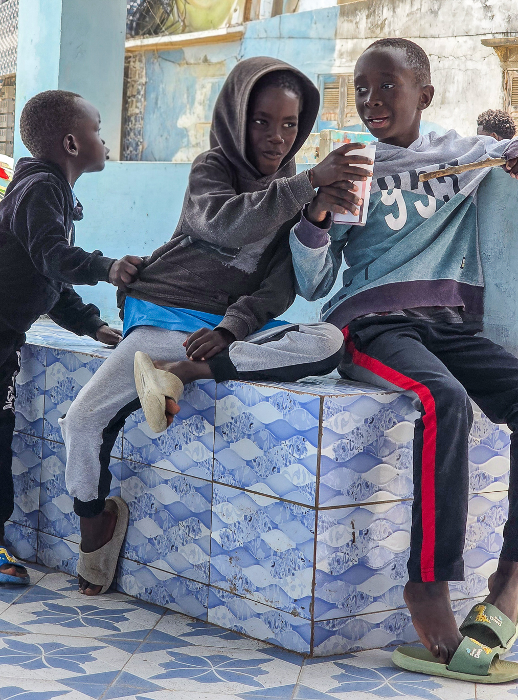 <span  class="uc_style_uc_tiles_grid_image_elementor_uc_items_attribute_title" style="color:#ffffff;">Cute Kids from West Africa</span>
