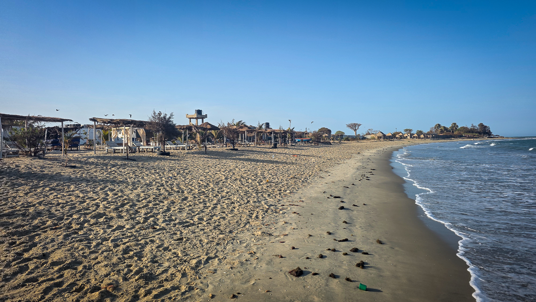 <span  class="uc_style_uc_tiles_grid_image_elementor_uc_items_attribute_title" style="color:#ffffff;">Johnny's Beach Bar - one of our favourites</span>