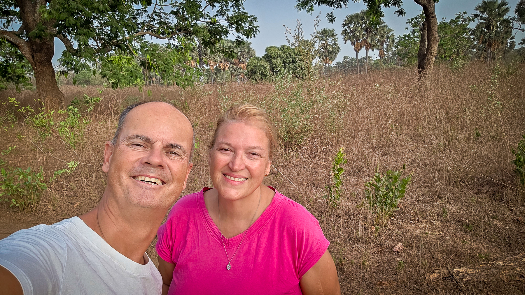 <span  class="uc_style_uc_tiles_grid_image_elementor_uc_items_attribute_title" style="color:#ffffff;">Somewhere in the bush</span>