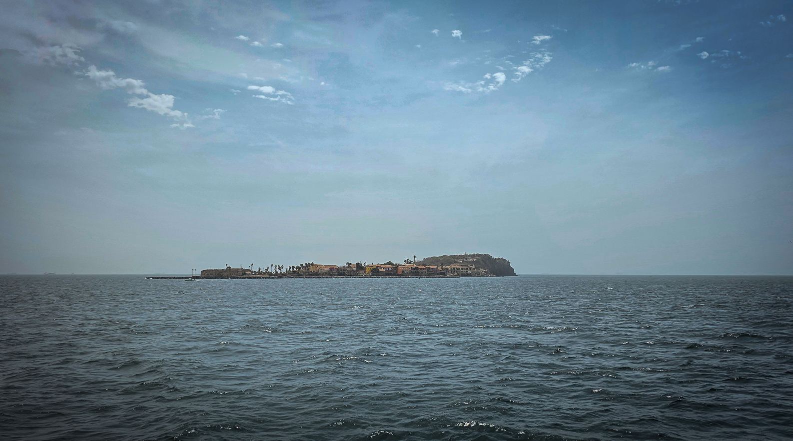 <span  class="uc_style_uc_tiles_grid_image_elementor_uc_items_attribute_title" style="color:#ffffff;">Ile de Gorée - another important chapter around slavery</span>