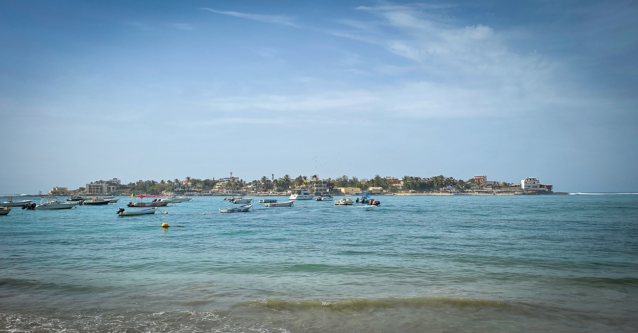 <span  class="uc_style_uc_tiles_grid_image_elementor_uc_items_attribute_title" style="color:#ffffff;">Ile de Ngor - the island for art</span>