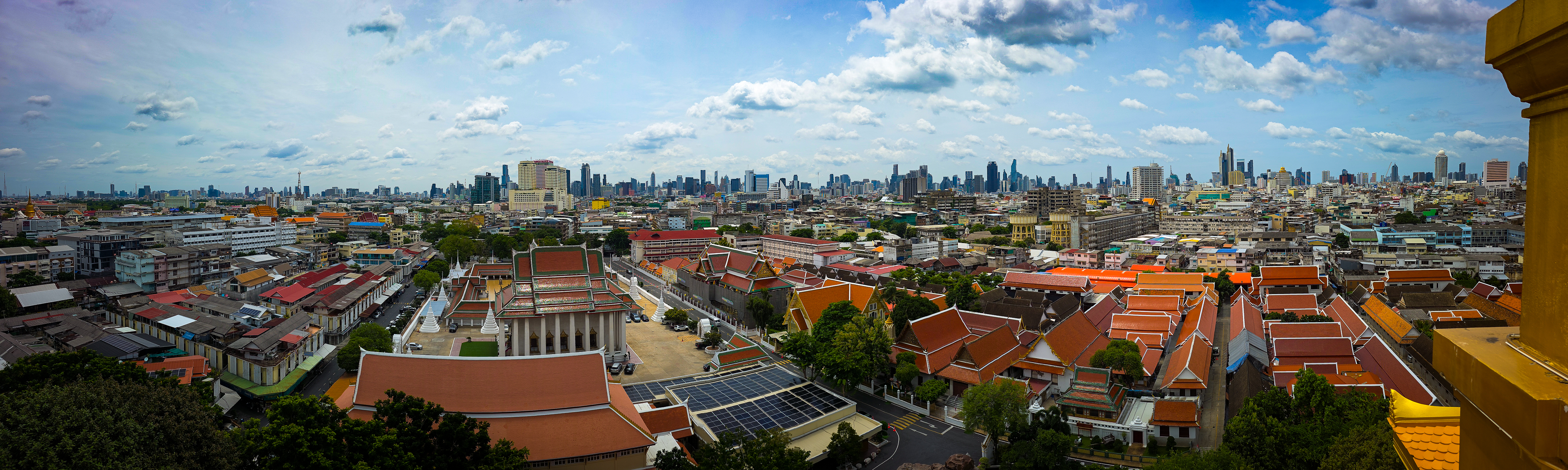 <span  class="uc_style_uc_tiles_grid_image_elementor_uc_items_attribute_title" style="color:#ffffff;">Bangkok</span>